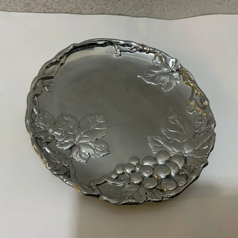 New Arthur Court Design Grape Plate 8"